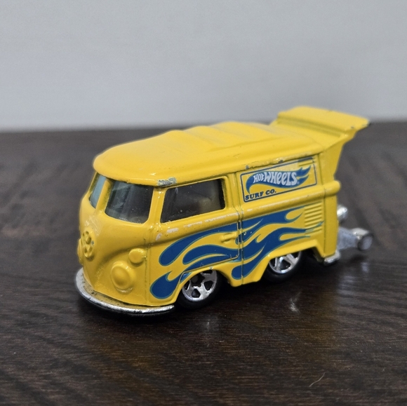 Hot Wheels Other - Hot Wheels Volkswagen Kool Kombi with "Surf Co." decals and blue flames.